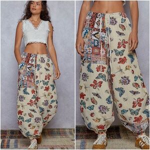 POL Butterfly Print Jacquard Stretchy Waist Jogger Pants